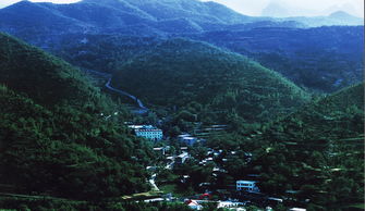 浮戏山杨树沟 揽奇秀山水，探幽谷胜境